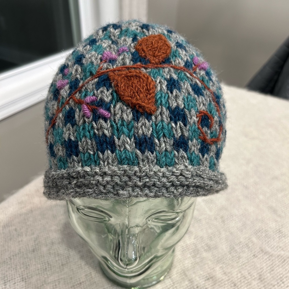 Rising Tide 100 % Wool knit Hat with organic fleece lining-Made in Nepal